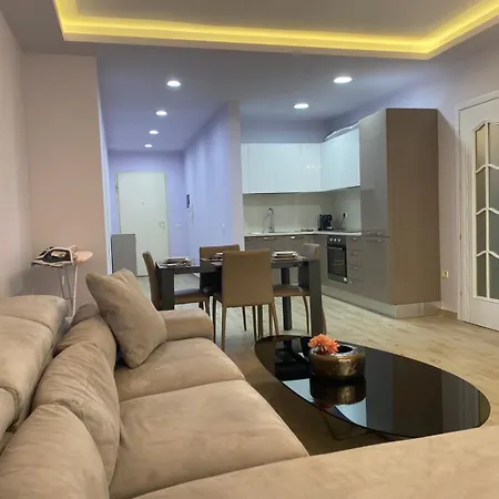 Adelon Apartment *