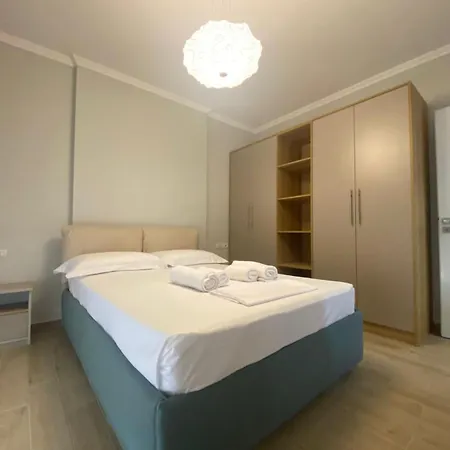 Adelon 公寓 Vlorë